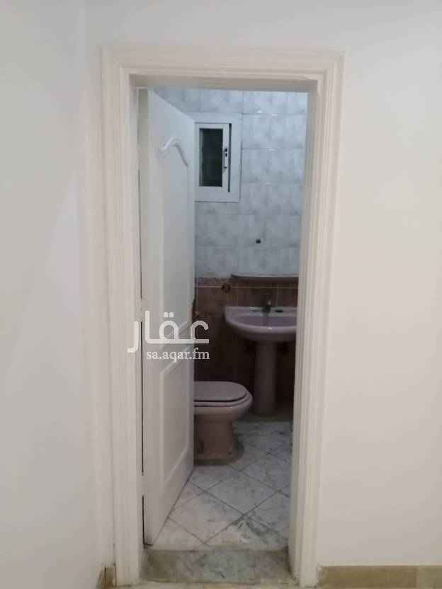 1762418 شقه بحي الربوه دور اول خمس عرف وصاله وثلاث حمامات منهم غرفه رئيسيه بحمام مدخلين
جوال / ٠٥٦١٦٦٥٥٦٢ ابو محمد