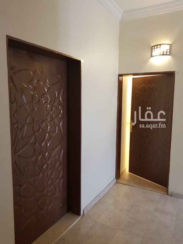1435634 شقة مكونة من ٣ غرف
غرفه نوم ماستر بدورة مياه
مجلس بدورة مياه مستقله
غرفة نساء و ٢ صاله يخدمها دورة مياه
مستودع
مدخلين للشقة
يوجد مصعد
خزان ماء ارضي مستقل و عداد كهرب مستقل
العمارة داخل مجمع و يوجد مسجد بوسط المجمع