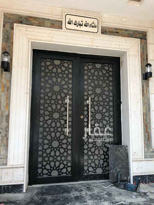 1158861 شقق ٤ غرف وصاله وثلاثة حمامات
تشطيب راقي
طقم حمامات روكا وخلاطات غروهي وسيراميك اسباني فاخر مغاسل رخام للضيوف،
مدخل رخام
واجهه حجر
تقع العماره قريب شارع الملك سعود وقريبة من الخدمات
كمايوجد غرف سواقين
الموقع صحيح كما هو موضح ادناه
للمعاينه الاتصال 0549425494