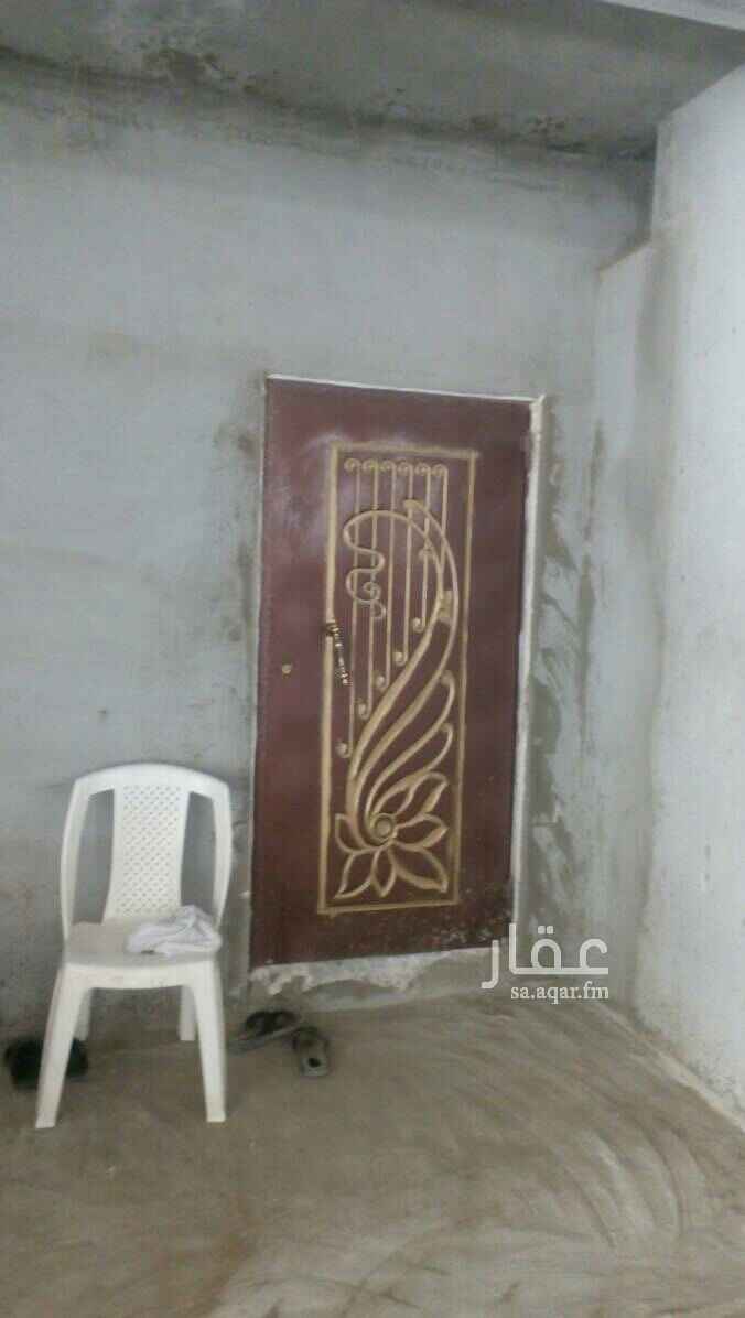 1716742 غرفة مع حمام المساحة ١٦م