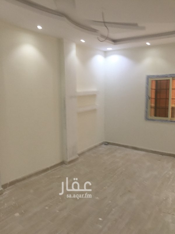 1752349 فلة نظام درج داخلي ضمان على الاساسات والاعمال الانشائيه والتشطيب ويمكن منابعة مراحل البناء من البداية الى النهائيه جميعها موثقه
واجهة شمايه شارع 16