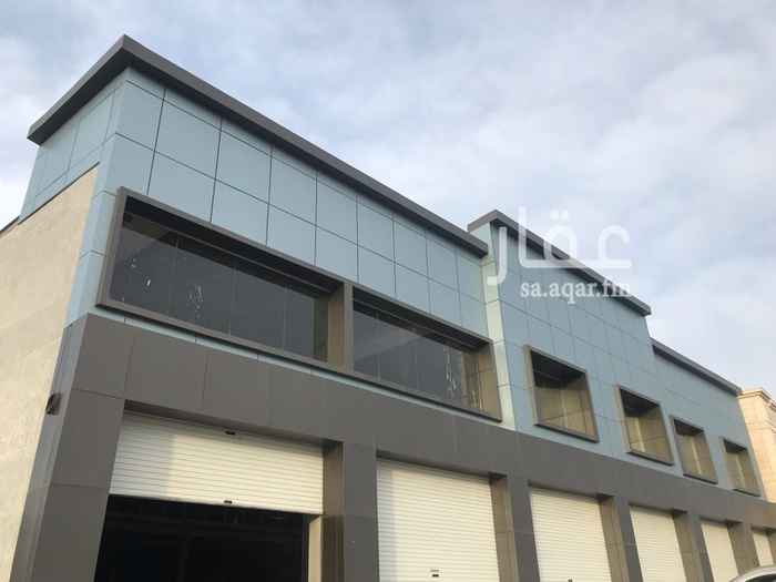 1332787 سوبر ماركت مجهز بالمخبز يتكون من دورين مساحه الدور الاول ١٥٠٠ وبه عدد اربع فتحات ممكن ايجارها والدور الثاني بمساحه ١٢٠٠ ويوجد به مكتب
