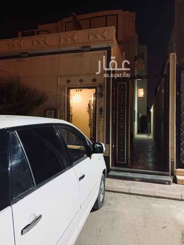 1757958 شقة 4 غرف وصاله ومطبخ
فتحات التكييف شباك
الغرف واسعه
الموقع : المزيني قرب شارع جابر
جميع الخدمات قريبه من مدارس واسواق ومطاعم
وكذالك المسجد قريبا .
السعر قابل التفاوض في حالت الدفع كاش