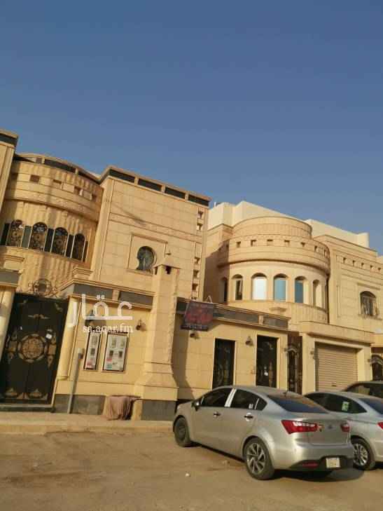 1733795 شقة في السطح اربع غرف مع سطح الكهرباء مشترك مع الشقة ويوجد بها عداد خاص يحسب استهلاك الشقة