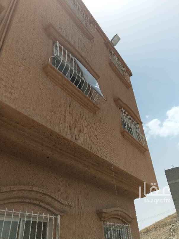 1676978 شقة للبيع
قريبة من كوبري المطار و تبعد عن طريق الخميس 600 م
4 غرف
مدخلين
دورتين مياه
مطبخ مركب
موقف
كهرباء مستقل
عمرها 8 سنوات