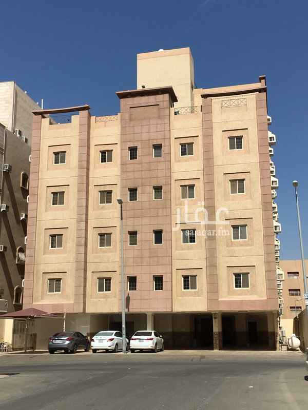 1509466 شقة روف تشطيب سوبر لوكس
مساحة الشقة ٢٣٠ متر مربع
مطلة على سطح مساحته ١٠٠ متر مربع