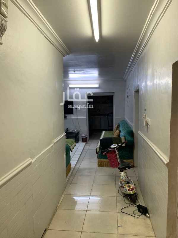 1586573 للبيع بحي بترومين خلف بنده شارع التلفزيون بصك شرعي الكتروني
بيت شعبي دورين مسلح يتكون من عدد ٥ غرف وعدد ٤ حمامام ٣ صالات عدد ٢ مطبخ عدد ٣ مخازن سطح مع غرفة غسيل وتفاصيلها كالتالي
الدور الارضي
غرفتين وصالتين ومخزنين وحمامين ومطبخ
الدور الاول
ثلاثة غرف حمامين وصالة ومخزن ومطبخ
السطح
غرفة غسيل وسطح على كامل المساحة
المساحة بالصك ١٢٣,٥١
مساحة المباني ٩٦,٥٠
عداد الكهرباء ١٠٠
ماء
المطلوب ٣٥٠ الف
للاستفسار هاتف جوال ٠٥٥٥٠٣١٦٣٦
مجموعة خطوط الشمس السعودية العقارية
الموقع المعلن عنه 👇
8848 عبدالله