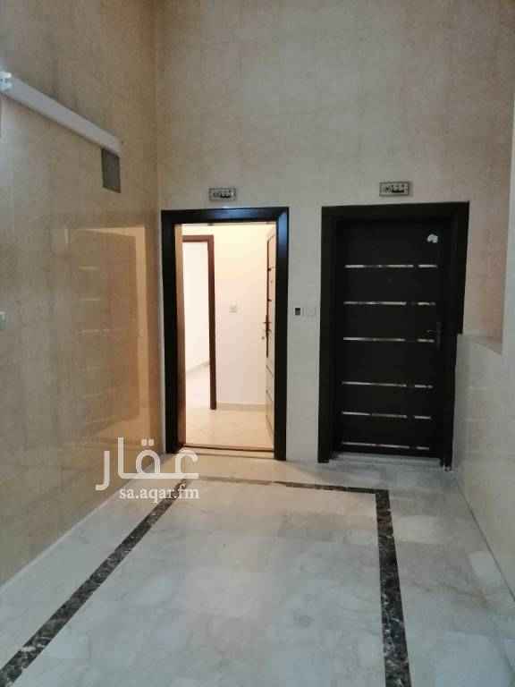 1762309 شقه للايجار حي العقيق ب عماره
4غرف وصاله
و 3حمامات
راكب مطبخ
ومكيفات اسبلت
معها سطح خــــــاص كبيره مره
الإيجار 33دفعتين