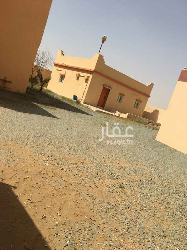 1395621 سلام عليكم يوجد لدي استراحة للبيع في ناوان المظيلف وثيقه وعدادين كهرباء يوجد فيها اربع وحدات سكنيه مفروشه وحوش كبير موقع الاستراحة مميز جداً بعد تفتيش ناوان على اليمين موقعها بالشارع العام حولها استراحات ومحلات تجاريه البناء ممتاز جدا ماشاء الله