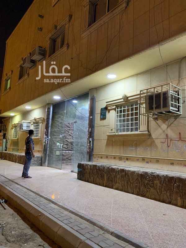 1690081 غرف وشقق عزاب للايجار الشهري والسنوي
مفروشة من مكيفات وثلاجات وبلازما وسراير نوم
موقع ممتاز وحيوي بشارع حسان بن ثابت (النخيل)
قريب من كل الخدمات
الأسعار
700-800-900-1400
التواصل
0555686538
0533318907