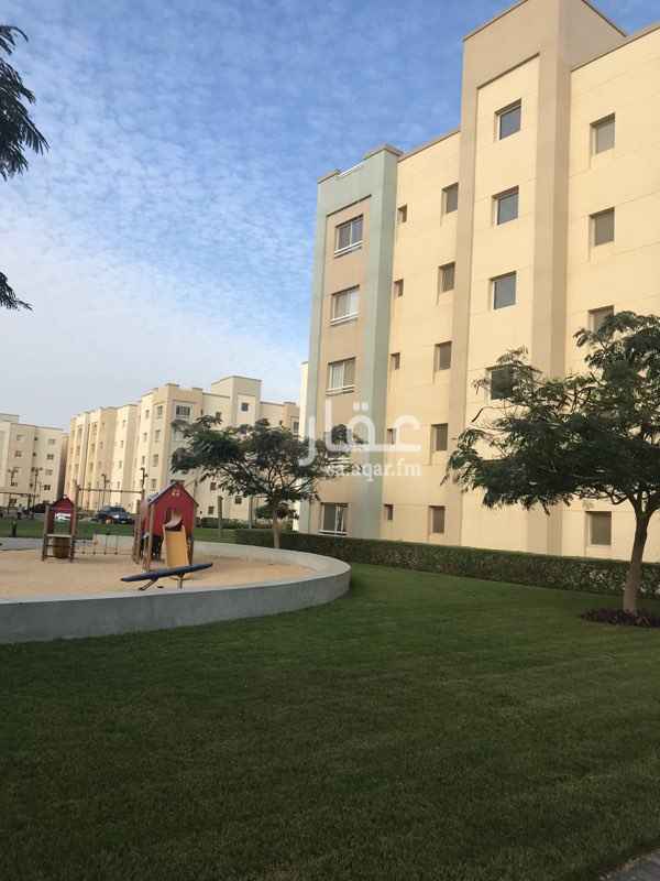 1493770 المواصفات :
مساحة الشقة 127 متر مربع
وجهة شمالية غربية (مشاهدة البحر من الشقة)
تقع في الدور الرابع
ملاعب اطفال تحت العمارة
مواقف - نظام امني - بوابات امنية للعمارة
• تمديد كيبل الدش واصل للشقة (فقط ركب الرسيفر)
• يوجد الياف بصرية مقدمة من موبايلي (تحتاج اشتراك لتفعيل الانترنت)
الايجار السنوي
دفعة واحدة (35000 ريال)
دفعتين (38000 ريال)
قابل للتفاوض في حدود بسيطة
للتواصل واتساب
0559338038
ابو انس