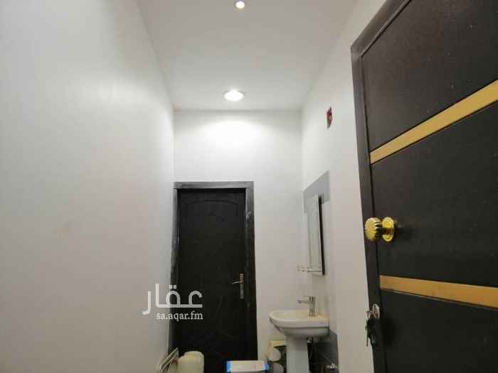 1690058 غرفة سائق هندي للايجار شهري ٤٠٠ أو ٢٣٠٠ كل ست شهور