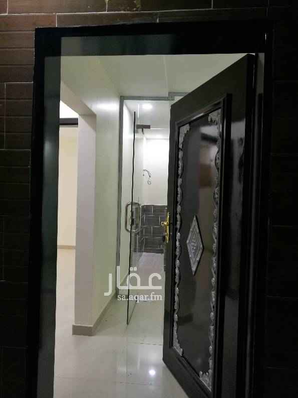 1399727 مكتب للايجار يتكون من غرفة وصالة وحمام للمفاهمة 0536222759/0503466604