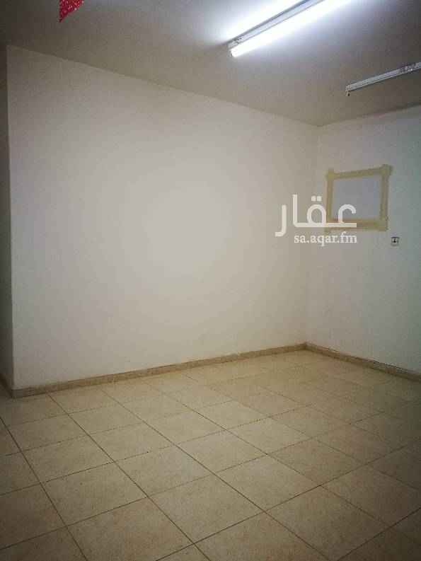 1693567 شقة تتكون من غرفتين وصالة + حمامين + مطبخ راكب للمفاهمة 0555736810/0536222759