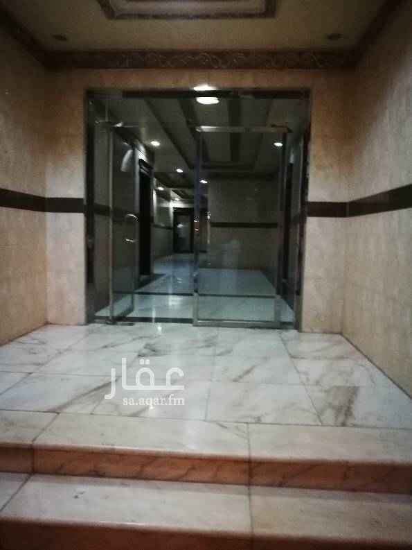 1762365 شقتين ارضية تتكون من 3 وصالة للمفاهمة 0536222759/0555736810