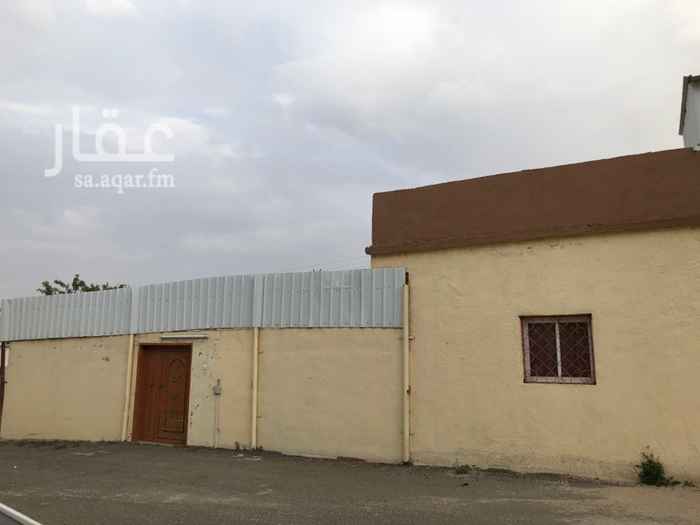 1114139 بيت للايجار قريب من بقاله ابن حريق على طريق الشعف