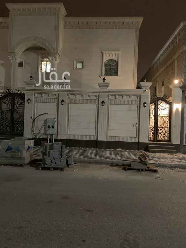 1553638 شقة جديدة تشطيب عالي الجوده وكبيره في الدور الاول مكونه من مدخلين ومجلس ومقلط وغرفتين نوم وصاله ومطبخ راكب ودورتين مياه وغرفة غسيل بأمكانك استخدامها مستودع. وخزان مويه سعة ٣٠٠٠ للشقه. عداد كهرب مشترك مع الشقه الثانيه وتم تركيب عداد قراءه في الشقه.
رغبة المالك المستأجر يكون موظف ارامكو او سابك
السعر :
كاش ٢٨ الف
دفعتين ٣٠ الف
التواصل واتس اب ٠٥٥٥٨٠٨٧٧٣
ابو محمد