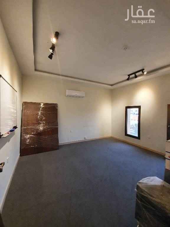 1624174 مكاتب تبدأ من ١٥ الف - ٢٥ الف ريال
دفع سنوي - ٦ أشهر - ٣ أشهر
يوجد مكتب ٣ غرف وصالة مع دورة مياه ومطبخ
يوجد مكتب غرفتين وصالة مع دورة مياه ومطبخ
يفضل التواصل على الواتساب