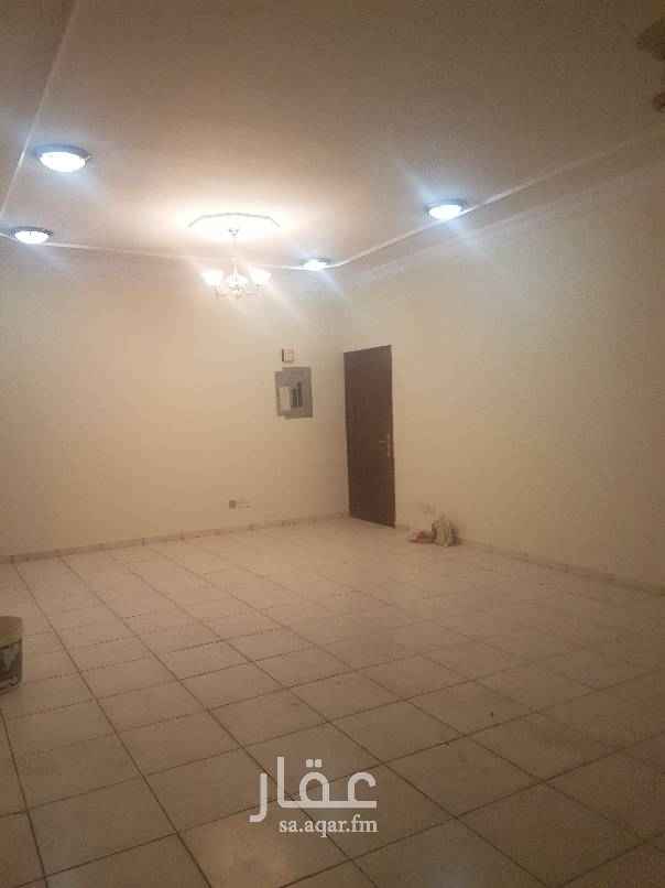 1554581 للايجار شقة في حي الفردوس بالدمام مجلس ومقلط وصاله ومطبخ واربع دورات مياه وثلاث غرف نوم