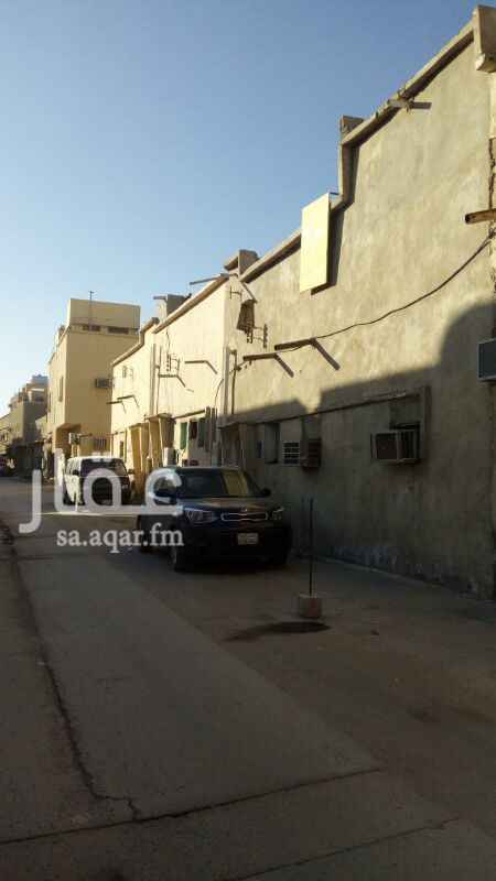 1275588 للبيع بيت طين مؤجر المساحة 103 م شارع 12 م
أبو حمد
0555826770