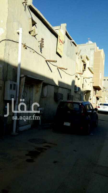 بيت للبيع في حي منفوحة الجديدة في الرياض