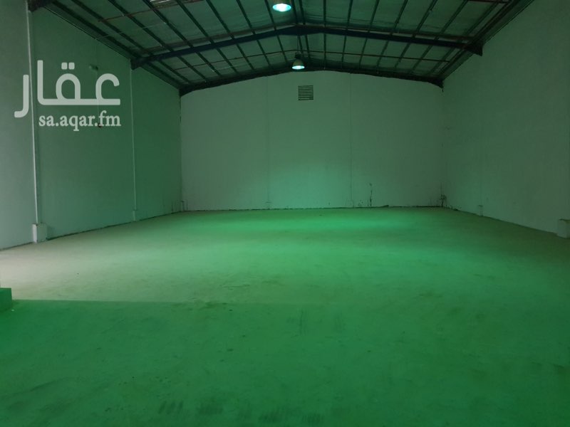 1347809 عباره عن مستودع شامل جميع الخدمات والموصفات ويطابق مواصفات هيئه الغذاء والدواء ويقع في موقع ممتاز
ويمتاز بنظام الرش الالي لدفاع المدني وحالة المستودع ممتازه جدا ً
وجميع الاوراق والتراخيص موجوده كامله