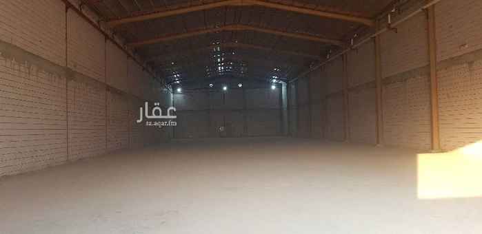 1731826 مستودعات نظاميه مجهزه ومطابقه لمتطلبات البلديه والدفاع المدني عاااااالي الخطوره على شكل ٨ مستودعات مسوره وبحاله ممتازه وارتفاعات ٧ متر من الاطراف و٨ متر من الوسط وبداخل كل مستودع مكتب ومطبخ ودوره مياه وبمكان ممتاز جدا.
كما يوجد لدينا مستودعات ومصانع وورش واحواش بكافة المساحات