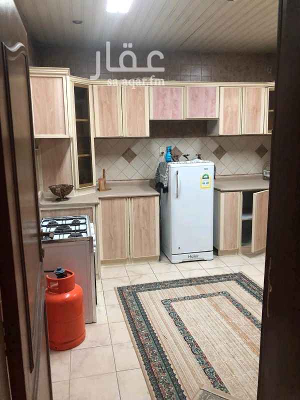 1635856 بيت مكون من دور ارضي وشقتين بمدخل خاص وملحق
مع مستودع خارجي ونافذ
يرجى التواصل مع عماد ال شايب
Mobile: 050 386 1660
السوم ٩٠٠،٠٠٠