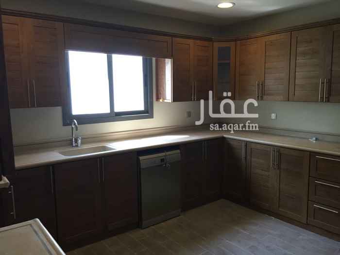 1753387 فيلا بحي النورس ( حي البحيره في العزيزية) في مدينة الخبر ، تصميم حديث مودرن الدور الارضي يتكون من مجلس غرفة طعام وصالة سفلية واسعة ، ومطبخ مع مستودع داخلي ودورتين مياه والدور الاول يتكون من اربع غرف نوم منها اثنتان ماستر بحمام مستقل وصالة علوية وملحق علوي يتكون من غرفة غسيل وغرفة خادمة مع دورة مياة، الفناء الخارجي واسع ويكفي لسيارتين في المقدمة وفي الخلف يوجد حديقة يمكن ان يوضع بها حمام سباحة كما توجد غرفة للسائق مدخلها من خارج المنزل، الفيلا تقع على زاوية واجهة شرقية شارع٣٠ واخرى شمالية