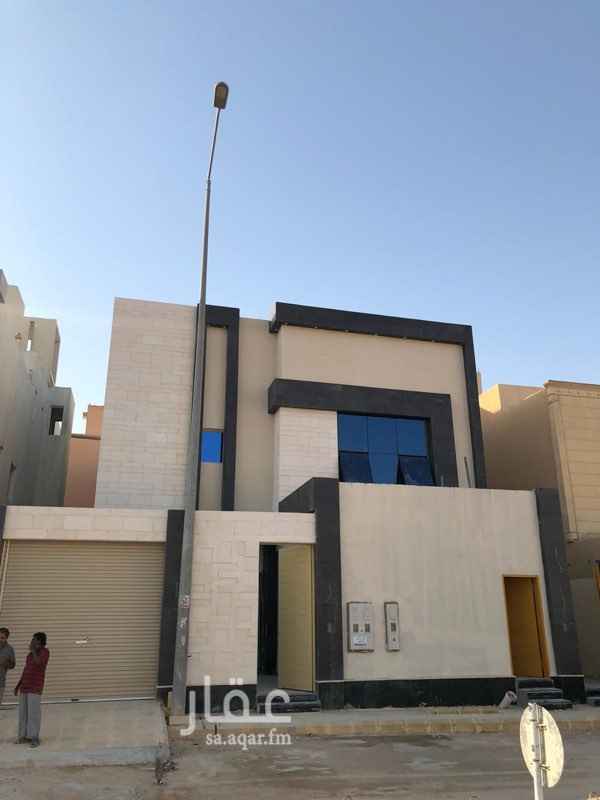 1726766 فله للبيع
حي الملقا
م 450.
درج صاله وشقتين.
جنوبي 20.
مصعد.
الدور الأرضي مجلس مقلط مشب مدخل سيارة غرفة سائق الدور الثاني أربع غرف نوم
نايف السبيعي
0555847256