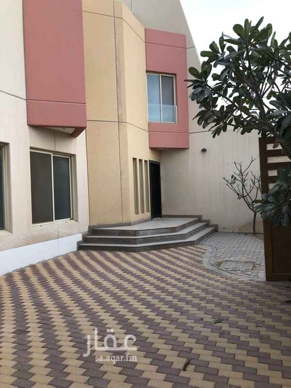 896128 ارجو التواصل
0555855837
اربع غرف نوم جميعها فيه حمام
الفيلا في حي النورس
قطعة ١/٤١٢
المساحة ٤٥١ متر مربع
على شارعين (شمال وغرب عرض الشارعين ٢٠ متر)..
الطابق الأرضي:
مجلس رجال ومجلس نساء وقاعة طعام وحمام ومطبخ (مدخلين منفصلين)
الطابق الاول:
٤ غرف نوم وكل غرفة مع حمامها، وتوجد صالة..
الدور الثاني:
غرفة الخادمة وحمامها، مخزن، غرفة غسيل، وسطح.
الحوش:
مسبح (محرك جديد) مع حمام منفصل لبركة السباحة، ملحق خارجي غرفة ومخزن، غرفة سائق مع حمامه، مكيفة بالكامل
ر