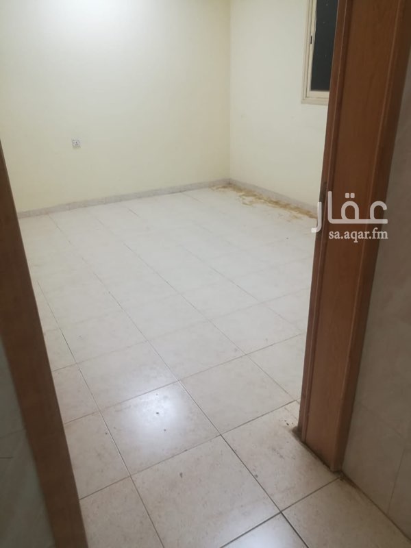 1582761 الأجار سنوي، للإستفسار 055594500
الشقه بالقرب من الجامعه وشارع الحزام العام..
الشقه تم المد إليها الياف ڤايبر تقنية اتصالات عالية الجودة..