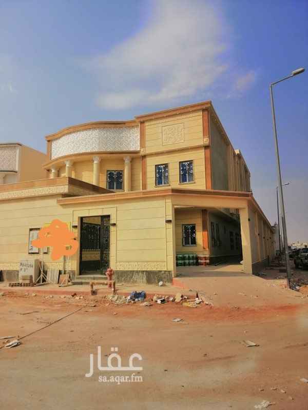 1589184 للبيع فيلا بحي القادسية درج داخلي وشقتين
زاوية جنوب غرب
المساحة 512م
السوم مليون وسبع