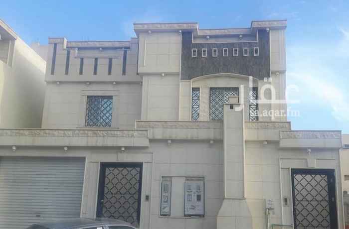1625525 فيلا للبيع حي الرمال الذهبي
مساحة 360
شارع 15 شمالي
العمر 4 سنوات
دور وثلاث شقق
الدور الاول اكثر من خمس غرف ومطبخ وغرفة شغالة وملحق وحوش ومدخل سيارة الشقق مؤجرة ب 47000 الف سنوي عليها بنك تجاري 980 الف
السعر مليون 100 كامل مع البنك