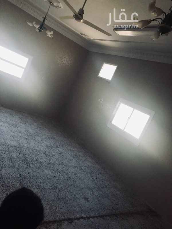 1258879 دور ثالث الايجار شهري 1500
مجلس رجال 6في5
مقلط طعام
وغرفة نوم ارضية باركية خشب
ومجلس نساء
وغرفة اطفال
ومطبخ
و3دورات مياة
وسطحين 1رجال
و1للنساء
مدخل خاص لدور الثالث
كهرباءخاص
الشقة بلاطة
لتواصل 0556070031مع مراعاة اوقات نوم الظهر من 1 الى 4
الموقع خلف مطعم قصر الهند ومحطة البشري
مقابل اسواق الشامل طريق المدينة العسكرية
الحي هادي وامامه مسجد الجيران طيبين
والخدمات متوفره بجوار المنزل بقاله محطه مطعم ومحلات ملابس واواني
