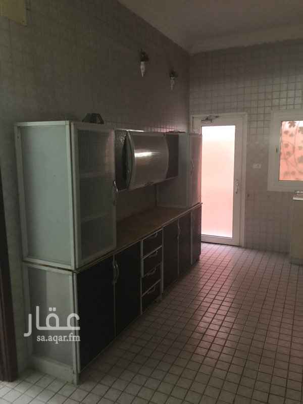 1578537 دور ارضى للايجار حى النهضه السعر قابل لتفاوض