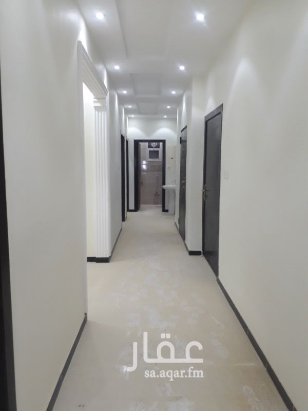1691399 عرض حصري ،،، شقه مدخل خاص ديكورات عداد الكهرباء مستقل ثلاث غرف وصاله ديكورات بالكامل في الرمال الواحه يوجد فيها سطحين 1000 شهري للاستفسار الرجاء الاتصال على الرقم 0556263260