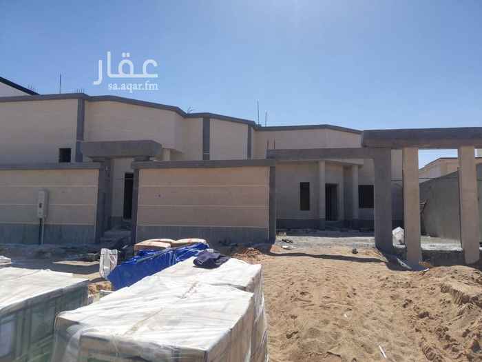 1412237 للبيع دور أرضي جديد
حى ؛ المروج
مساحة الأرض ؛ 530 م
مسطح البنيان ؛ 330 م
الواجهة ؛ ظهر ، و بطن ع شارعين شمال ع شارع 18م و جنوب شارع 12 م، وغرب ع نافذ 8 م
عمر العقار ؛ جديد ، اخر مراحل التشطيب .
يتكون من ؛ مشب خارجي + ديوانية + مقلط + دورة مياه المغاسل رخام ..
يتكون من ؛ مجلس نساء دورة مياه ، + صالة داخليه سداسيه ( 6 م × 6 م ) + مطبخ+٣غرف نوم