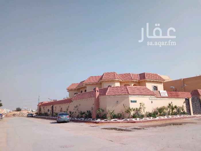 1297140 فله سكنيه ١٨٠٠ قريبه من الداءرى ٣ شوارع دور ارضى و..درج
صاله و٤ اجنحه علويه