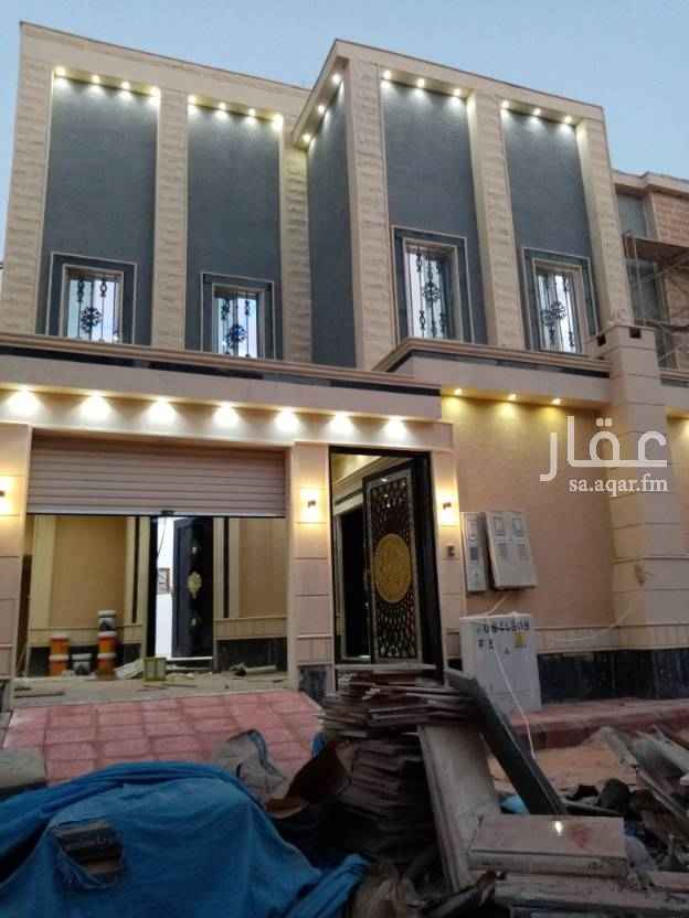 1589210 فيلا للبيع في حي الرمال الواحه درج داخلي وشقتين شغل شخصي راقي ضمانات شامله