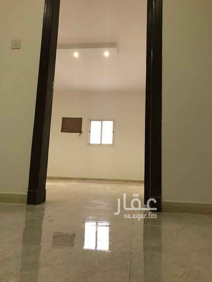 1544550 فرصة يوجد شقق عزاب عدد 6 شقق تتكون من
3غرف نوم وصالة ومطبخ. الغرف مساحاتها كبيرة بعضها 6*4 وبعضها 5*4.
عدادات كهرب مستقلة.
سخانات مياه راكبة
مكيفات راكبة جديدة.
مطابخ راكبة.
نرحب بالمؤسسات.