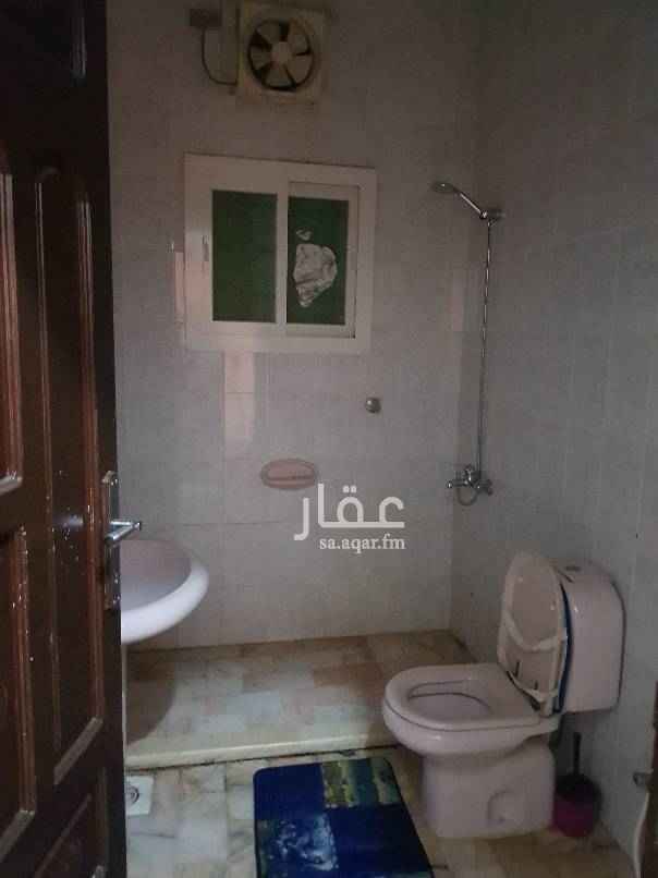 1514775 شقة للايجار مكونة من ٤ غرف، ٣ حمامات(اكرمكم الله)، ١ مطبخ، ١ صالة.
ملاحظة/ الارضيات رخام للصالة و الحمامات. كما يوجد صرف صحي و غاز مركزي و ماء وموقف للسيارة
للتواصل
٠٥٥٦٥٠٠٣٠٧
محمد