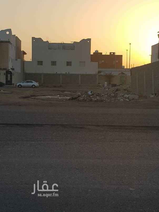 1579073 *أرض للإيجار والاستثمار شمال جدة حي الحمدانيه ( الفلاح )
*المساحة 1000م
*الاضلاع 25م على الشارع و 40م عمق.
*عدد الشوارع (2)متظاهره شارع 50 تجاري يفتح شرق و شارع 15 سكني يفتح غرب.
*الموقع حيوي يقع شمال الحمدانيه وجنوب البشائر قريب من الخط الحرمين السريع وصول سهل من الخط السريع.
*يبعد عن ملعب الجوهرة 5ك والمطار 15ك.
*المطلوب 160 الف في السنه قابل لتفاوض.
*للإستفسار 0556544355
( إتصال+وتس آب)
*الموقع(اللوكيشن)
https://goo.gl/maps/9wYy432pnyq