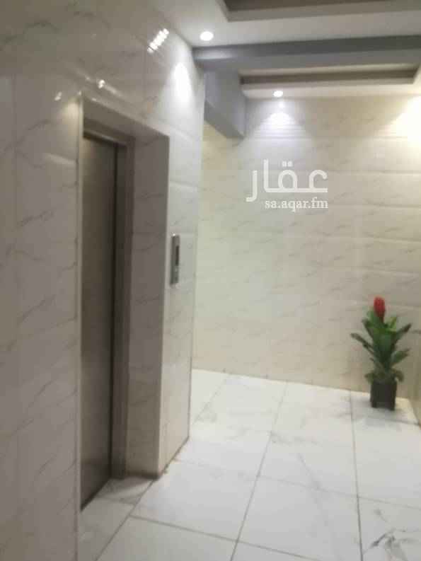 1489905 للايجار. شقه. مكتبية. بحي. القدس. مساحتها. 128م. ثلاث. غرف. وصالة. ومطبخ. وحمام. 35الف. للاستفسار. واتس. أب 0556548925