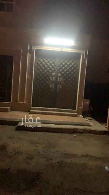 1727645 شقه في حي الرانونا بالمدينه المنوره تعادل دور مستقل مدخل جانبي مستقل خمس غرف و صاله و ثلاث حمامات و غرفة خادمه بحمامها و غرفة سواق خارجيه بحمامها و حوش بمستودع و خزان مستقل اجار سنوي 27الف. التواصل واتساب. 0556548925