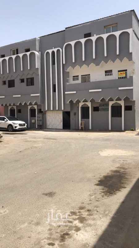 1726101 عماره بصك مساحتها 211م2 مكونه من 6 شقق و ملحق كل شقه بها 3 غرف ودورتين مياه ماعدا شقتين بها دورتين مياه والملحق غرفتين ودوره مياه العماره قديمه لكن مجددها وراشها بويات ومضبط سباكتها والكهرباء حالياً مستأجره 4 شقق بقي شقتين
كل شقه عدادها مستقل
التواصل واتس 0556556355