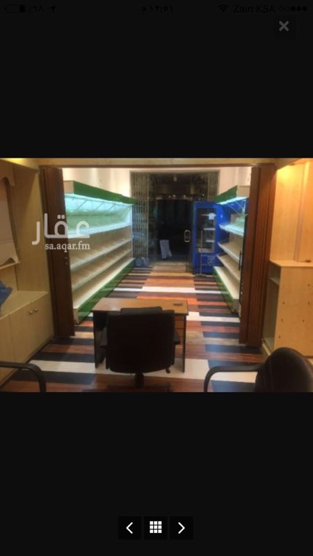 1634074 محل للتقبيل في حي الفوطة بجانب عمارة ممرضات الشميسي
خلف المحل سكن عزاب وبجانبة عمائر كثيرة مكتظة بالسكان
بجميع الجنسيات بجانبة بقالة نشطة