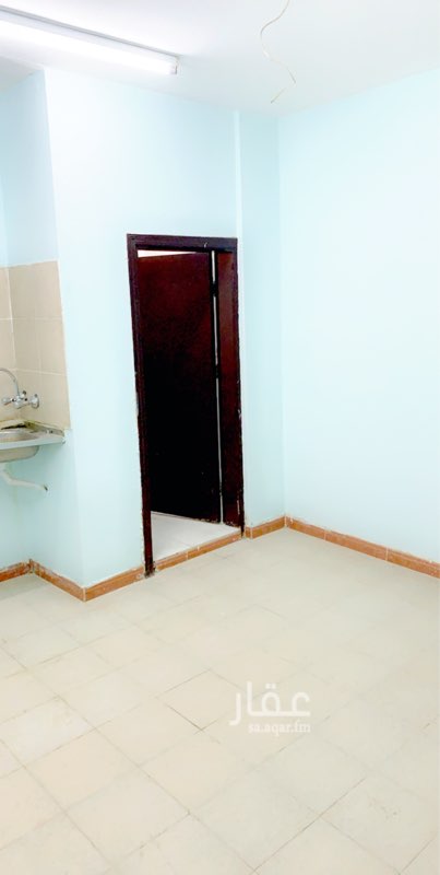 1749042 غرفه 3\4 +دورة مياه +مكيف راكب +رف مطبخ خدمه