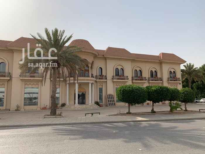 1521605 مبنى تجاري مكون من دورين عبارة عن معارض ومكاتب ويمكن استخدام العقار للشركات ذات عدد موظفين عالي .
