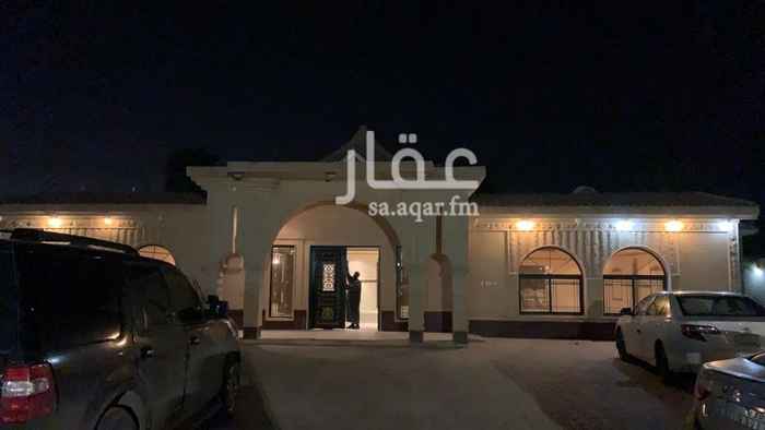 1400228 بسم الله وعلى بركة الله
للبيع و حصري
استراحة ملكية للبيع
شمال شرق الرياض
المساحة 7300 م شارع 20م شرقي
مرافق الاستراحة :
جناح ملكي للرجال على هيئة فيلا .
جناح ملكي للعوائل على هيئة فيلا .
ويتكون كل جناح من مجلس و مقلط ودورات مياه واستقبال .
جناح عايدي ( عدد 3 أجنحة ).
مقلط للرجال و مقلط للنساء .
مسابح ( عدد 3 مسابح ).
الشلالات ( عدد 3 )
الدكه ( عدد 3 )
عدد 2 غرفة بمرافقها للدراسات الخارجية
مسطحات خضراء
بالإضافة للمرافق أخرى
السعر 8.000.000 ريال قابل للتفاوض